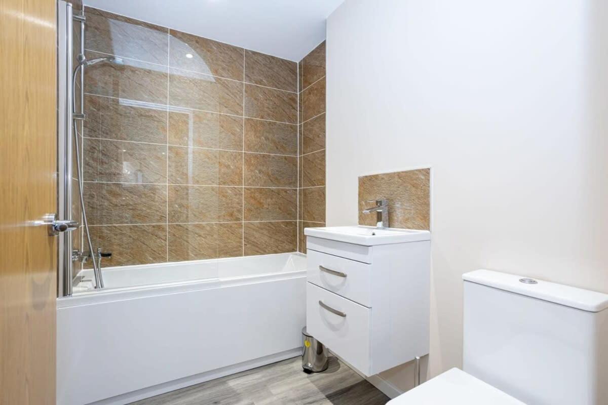 Lovely 1 Bedroom Apartment In Mánchester Exterior foto
