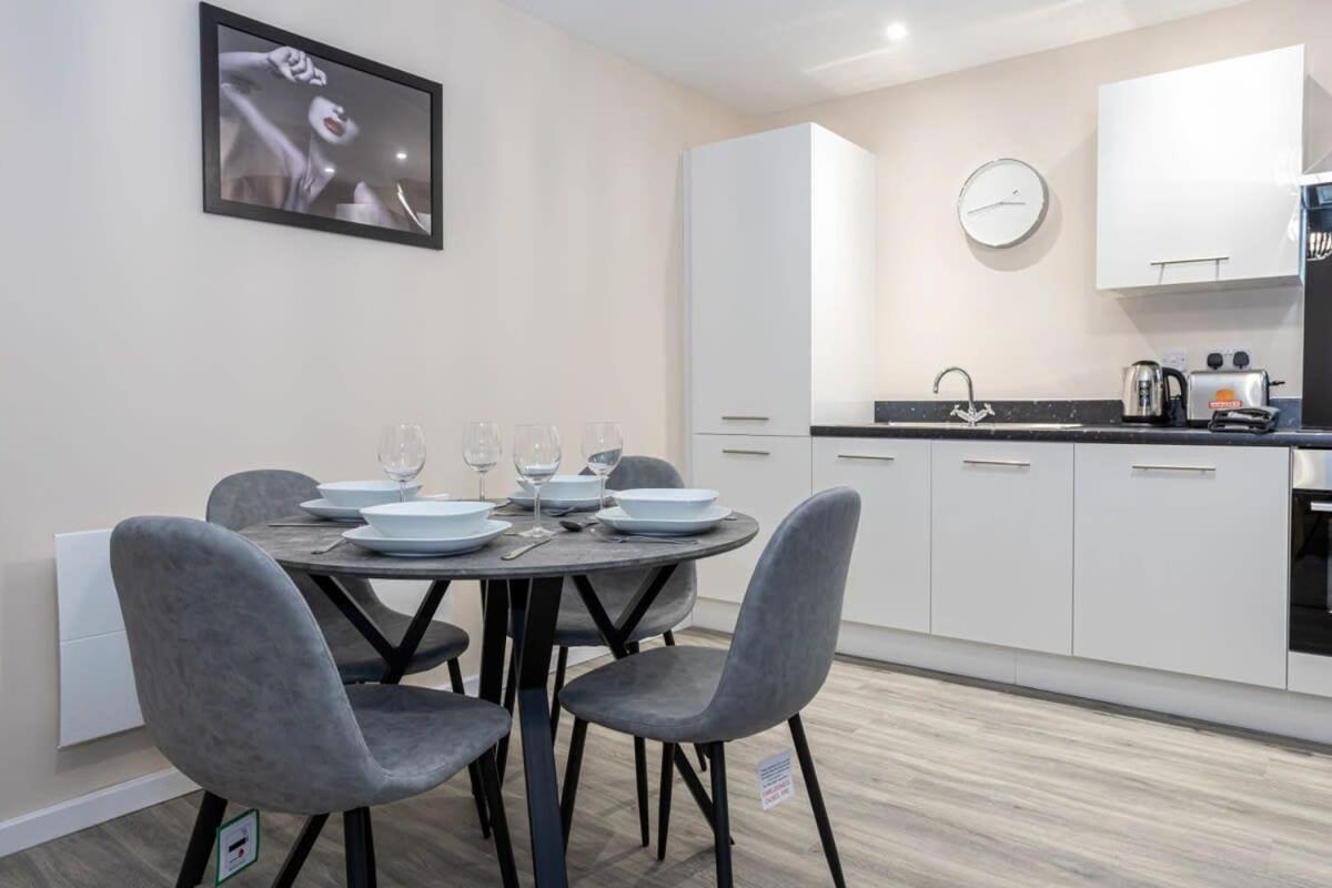 Lovely 1 Bedroom Apartment In Mánchester Exterior foto